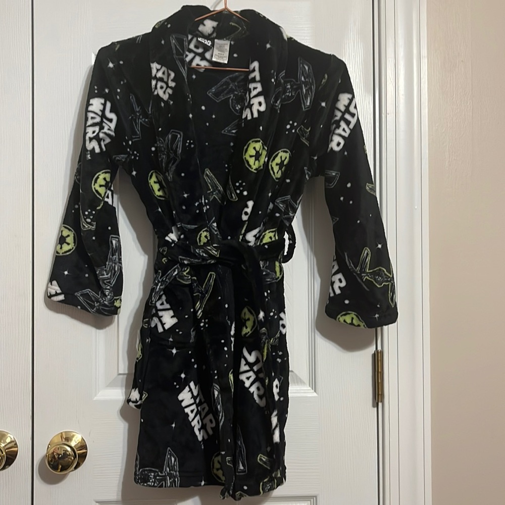 Star Wars Size 8 Boys Bathrobe